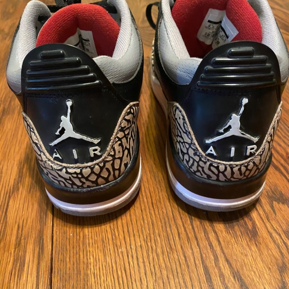 Nike air jordans 3 - Picture 6 of 7